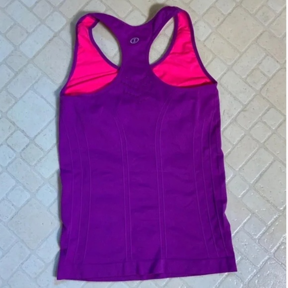 Bundle of 2 - Reebok and Spaulding Tank Top - Picture 3 of 8